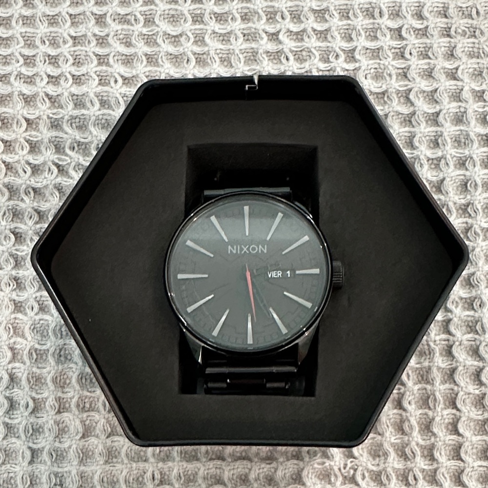 Nixon x Star Wars Collaboration Watch - Vader